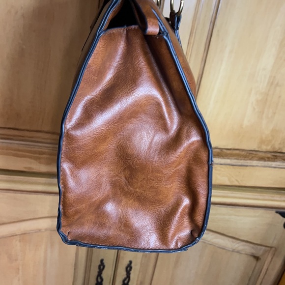 Bueno brown purse - Picture 3 of 4